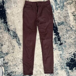 Simply Vera Wine Colored Straight Legged Pants